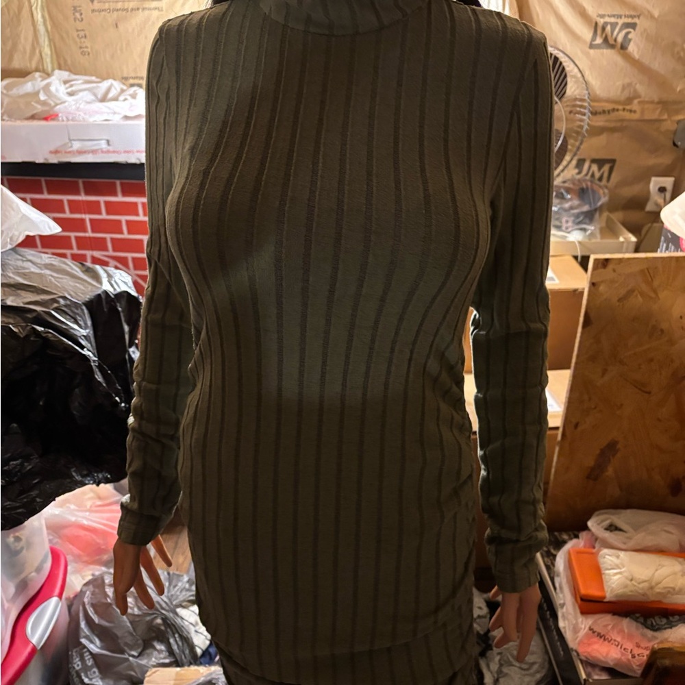 Women’s SHEIN Army Green Long Sleeve Dress Size M6